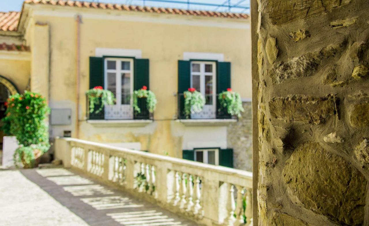 Palazzo Gentilcore Castellabate Exterior photo